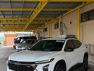 2023 Chevrolet Trax II, белый, 1750000 рублей, вид 1