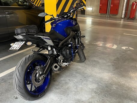 2017 Yamaha MT-09 (FZ-09), синий, 920000 рублей, вид 3