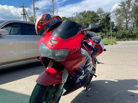 1998 Honda CBR 919RR Fireblade, красный, 430000 рублей, вид 1