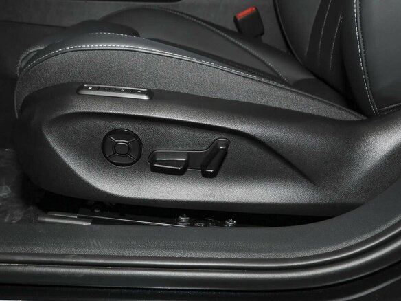 2026 Volkswagen Passat (North America and China) II (China Market) Рестайлинг, чёрный, 3560000 рублей - вид 17