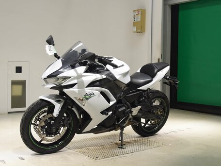 2020 Kawasaki Ninja 650, белый, 670000 рублей, вид 2