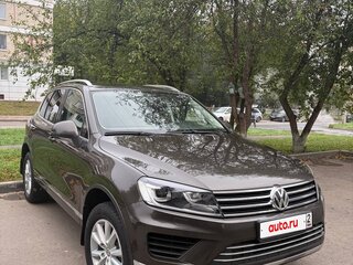 2015 Volkswagen Touareg II Рестайлинг, коричневый, 2490000 рублей, вид 1