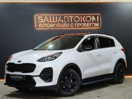 2021 Kia Sportage IV Рестайлинг, белый, 2300000 рублей, вид 1