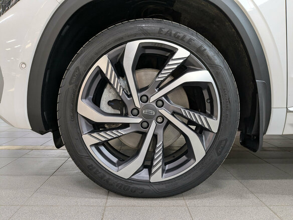 2023 Geely Monjaro I, белый, 3380000 рублей - вид 11