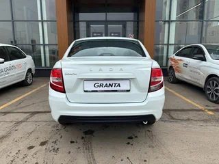 2026 Lada (ВАЗ) Granta I Рестайлинг, белый, 1063000 рублей, вид 4