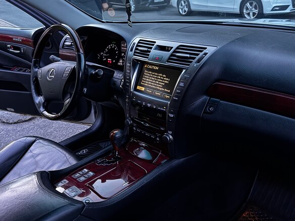 2007 Lexus LS Long 460 L IV, серебристый, 900000 рублей - вид 20