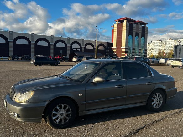 2004 Hyundai Sonata IV (EF) Рестайлинг, серый - вид 1