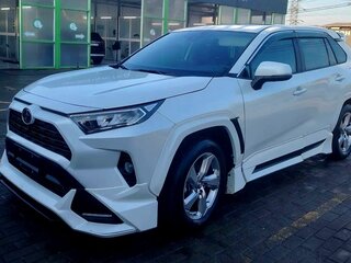 2021 Toyota RAV4 V (XA50), белый, 3150000 рублей, вид 2