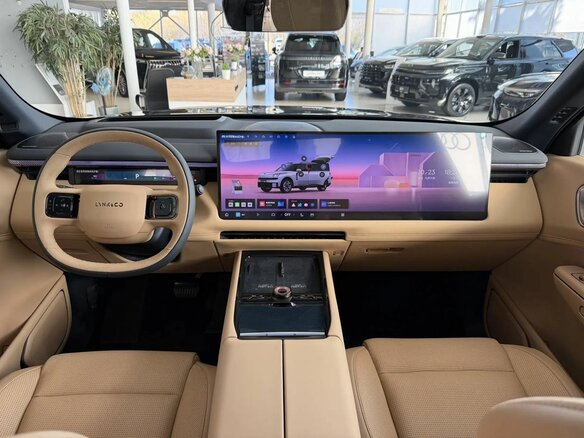 2026 Lynk & Co 900, чёрный, 8050000 рублей - вид 29