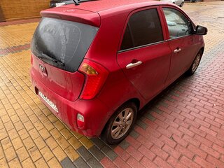 2014 Kia Picanto II, красный, 700000 рублей, вид 4