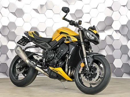 2025 Triumph Street Triple, жёлтый, 1289000 рублей, вид 1