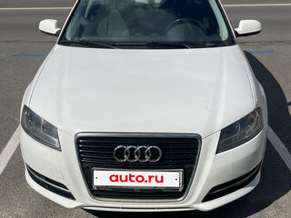 2011 Audi A3 II (8P) Рестайлинг 2, белый, 650000 рублей, вид 2