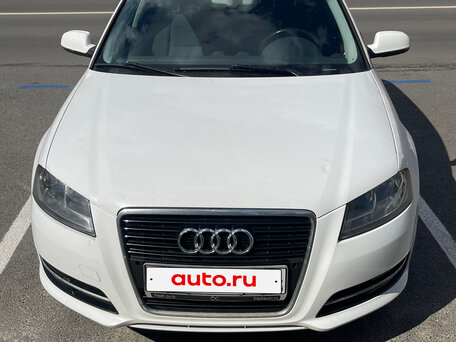 2011 Audi A3 II (8P) Рестайлинг 2, белый, 650000 рублей, вид 2