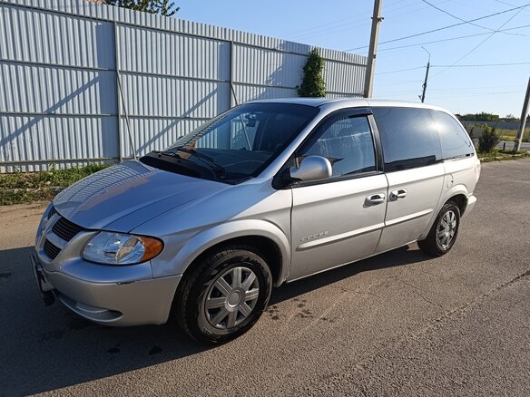 2001 Dodge Caravan IV, серебристый, 430000 рублей