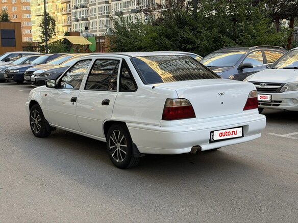 2001 Daewoo Nexia I, белый, 210000 рублей - вид 3