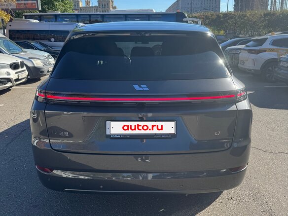2024 Li Auto (Lixiang) L7 52.3 kWh I Рестайлинг, серый - вид 2