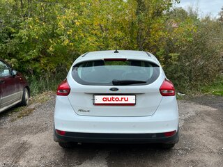 2016 Ford Focus III Рестайлинг, белый, 940000 рублей, вид 5