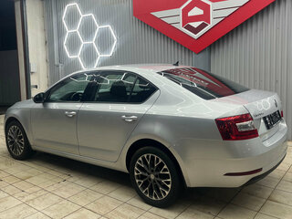 2017 Skoda Octavia III (A7) Рестайлинг, серебристый, 1540000 рублей, вид 5