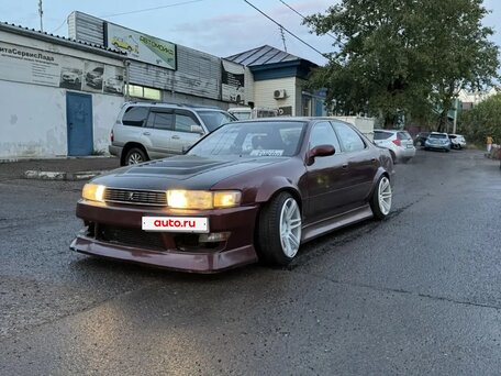 1989 Toyota Cresta III (X80), красный, 1090000 рублей, вид 2