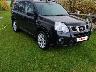 2011 Nissan X-Trail II Рестайлинг, чёрный, 800000 рублей, вид 2