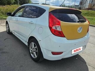 2011 Hyundai Solaris I, белый, 350000 рублей, вид 3