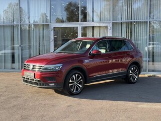 2019 Volkswagen Tiguan II, красный, 2699000 рублей, вид 1