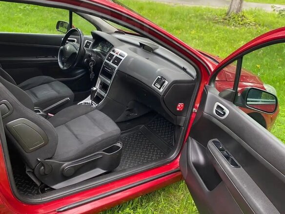 2006 Peugeot 307 I Рестайлинг, красный, 300000 рублей - вид 6