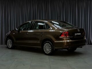 2016 Volkswagen Polo V Рестайлинг, коричневый, 1189000 рублей, вид 2