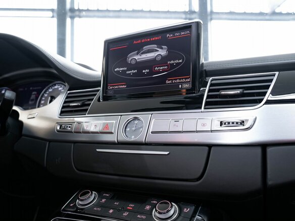 2016 Audi S8 III (D4) Рестайлинг, синий, 8490000 рублей - вид 27
