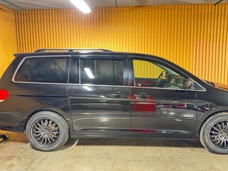2010 Honda Odyssey (North America) III, чёрный, 1650000 рублей, вид 3