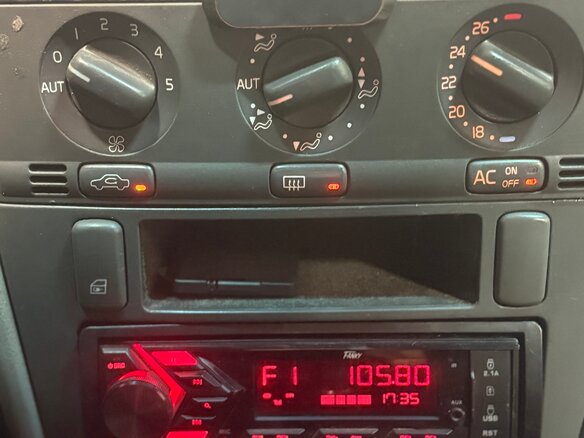 1997 Volvo S40 I, синий, 200000 рублей - вид 11