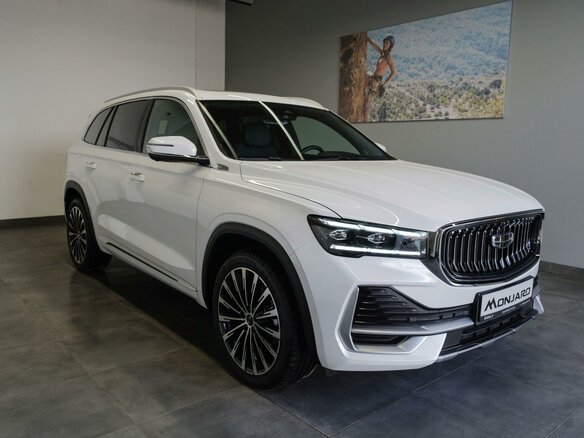 2026 Geely Monjaro I Рестайлинг, белый, 4954990 рублей - вид 4