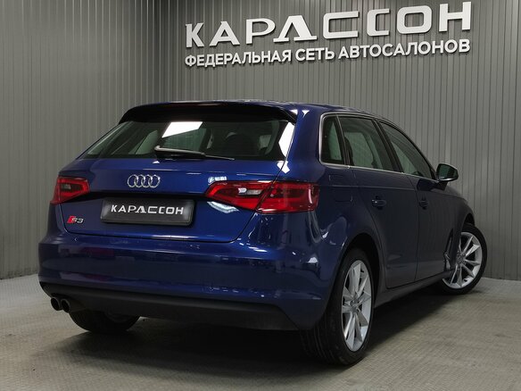 2014 Audi A3 III (8V), синий - вид 1