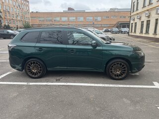 2013 Mitsubishi Outlander III, белый, 2000000 рублей, вид 4