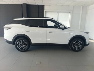 2026 Omoda C7, белый, 3499000 рублей, вид 5