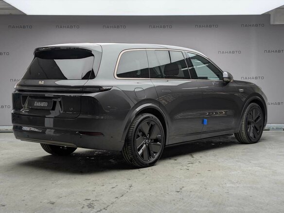 2025 Li Auto (Lixiang) L9 52.3 kWh I Рестайлинг, серый, 11790000 рублей - вид 2