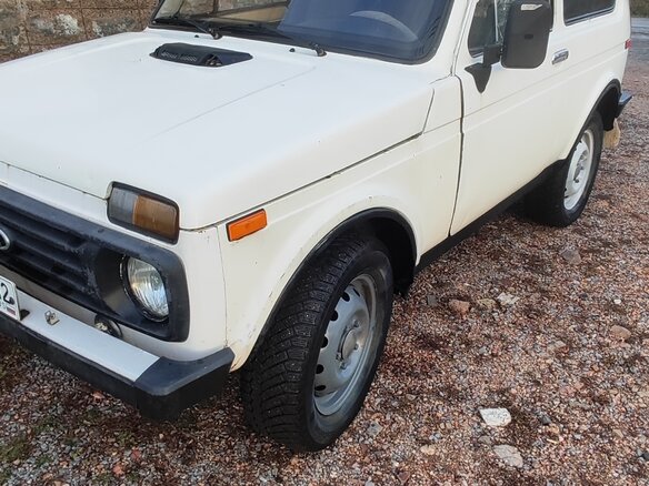 1992 Lada (ВАЗ) 2121 (4x4) I, белый, 220000 рублей - вид 2