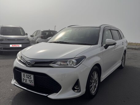 2017 Toyota Corolla Fielder XI (E160, E170) Рестайлинг 2, белый, 1490000 рублей, вид 1