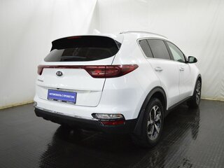 2021 Kia Sportage IV Рестайлинг, белый, 2060000 рублей, вид 5