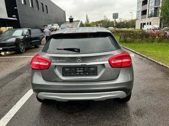 2016 Mercedes-Benz GLA 250 I (X156), серый - вид 6