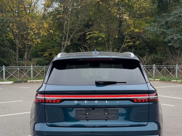 2023 Geely Monjaro (Xingyue L) I, синий, 3090000 рублей - вид 4