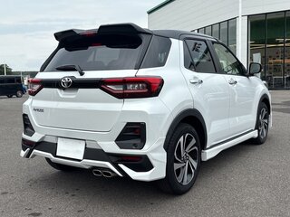 2023 Toyota Raize I, белый, 1250000 рублей, вид 3