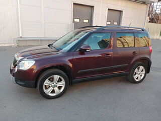 2012 Skoda Yeti I, красный, 620000 рублей, вид 4