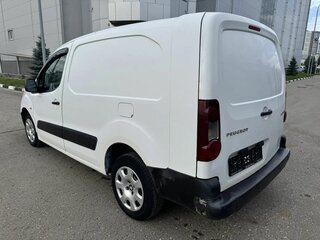 2012 Peugeot Partner II, белый, 455000 рублей, вид 4