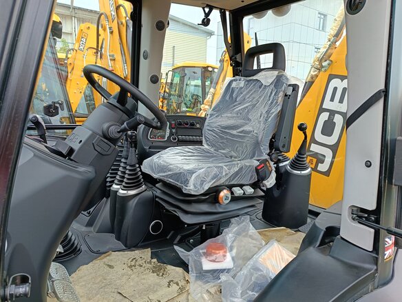 2024 JCB 3CX, жёлтый, 13000000 рублей - вид 8