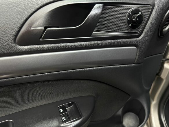 2011 Skoda Octavia II (A5) Рестайлинг, серый - вид 4