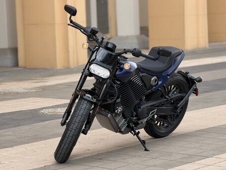2023 Harley-Davidson LiveWire, синий, 1570000 рублей, вид 1