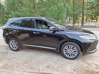 2018 Toyota Harrier III (XU60) Рестайлинг, чёрный, 2650000 рублей, вид 1