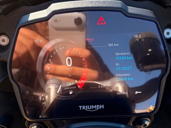 2021 Triumph Speed Triple, чёрный, 1200000 рублей - вид 13