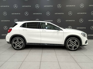 2018 Mercedes-Benz GLA 250 I (X156) Рестайлинг, белый, 2550000 рублей, вид 4